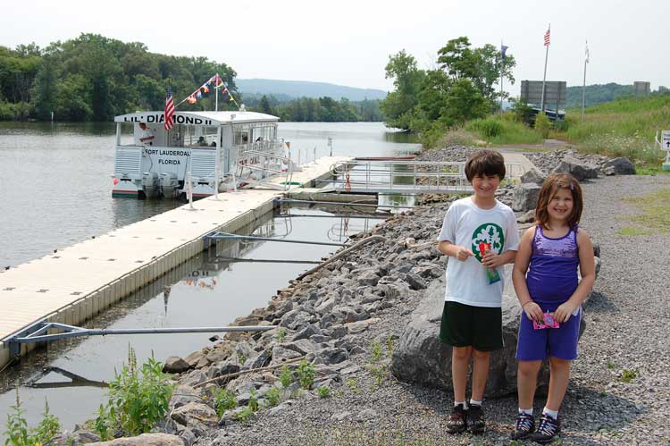 Erie Canal cruise boat in Herkimer, NY.