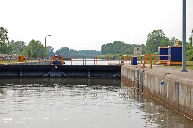 The closed Lock 18 of the Erie Canal in Hermiker, NY