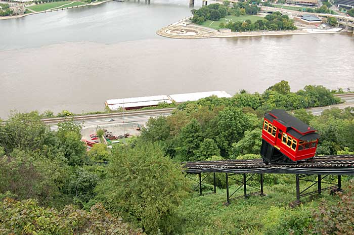 Cable car moving up Duquesne Incline overlooking the river.