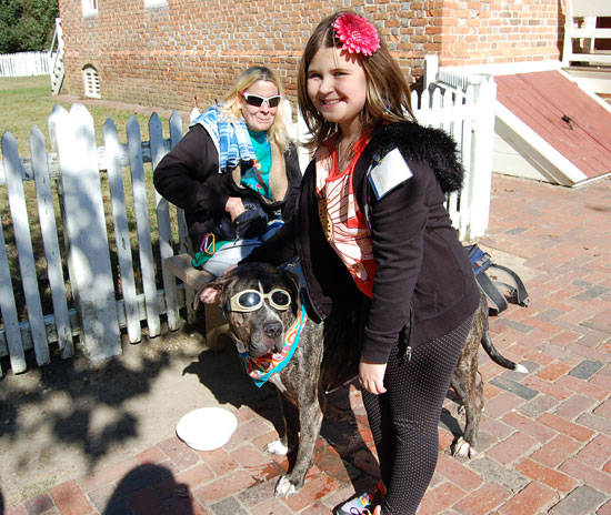 Meeting dogs in Colonial Williamsburg