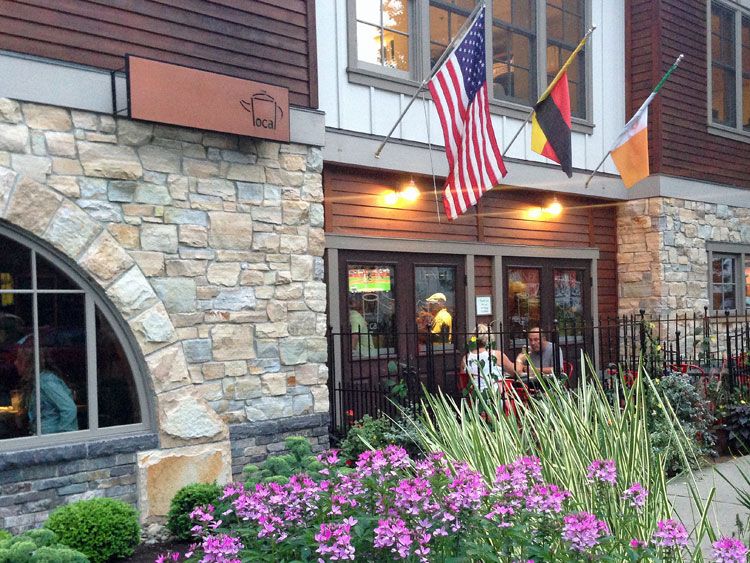 The Local Pub and Teahouse